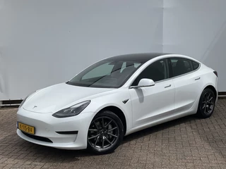 Tesla Model 3 – thumbnail 1