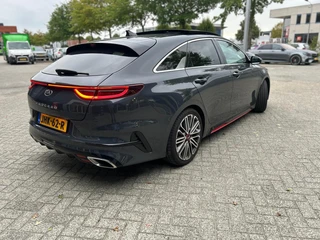 Kia ProCeed – thumbnail 1