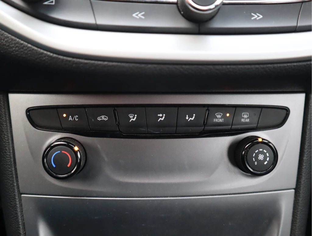Opel Astra – foto 30