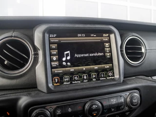 Jeep Wrangler – thumbnail 15