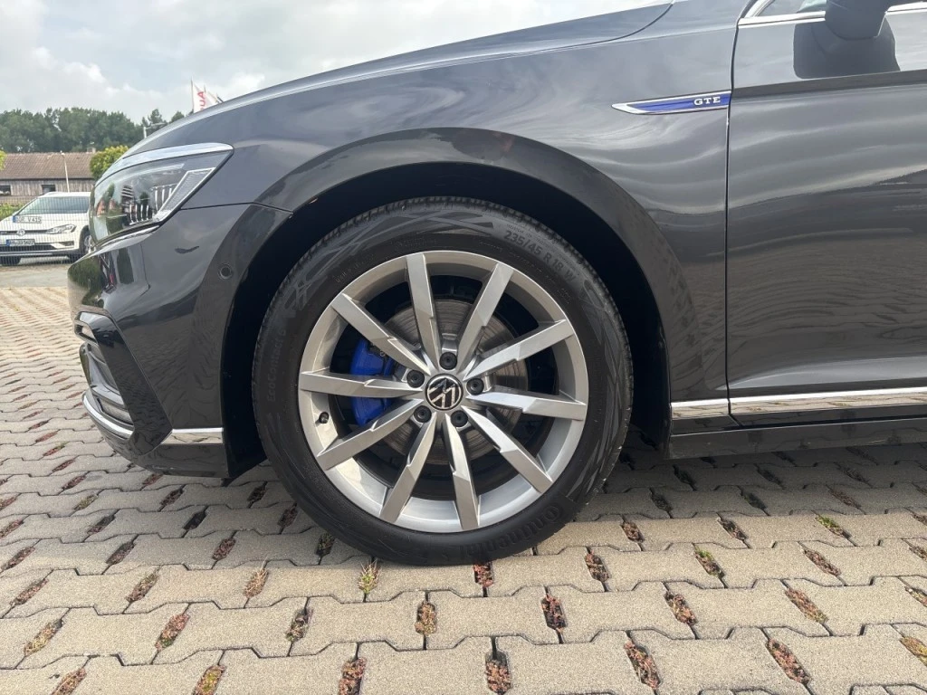 Volkswagen Passat – foto 9