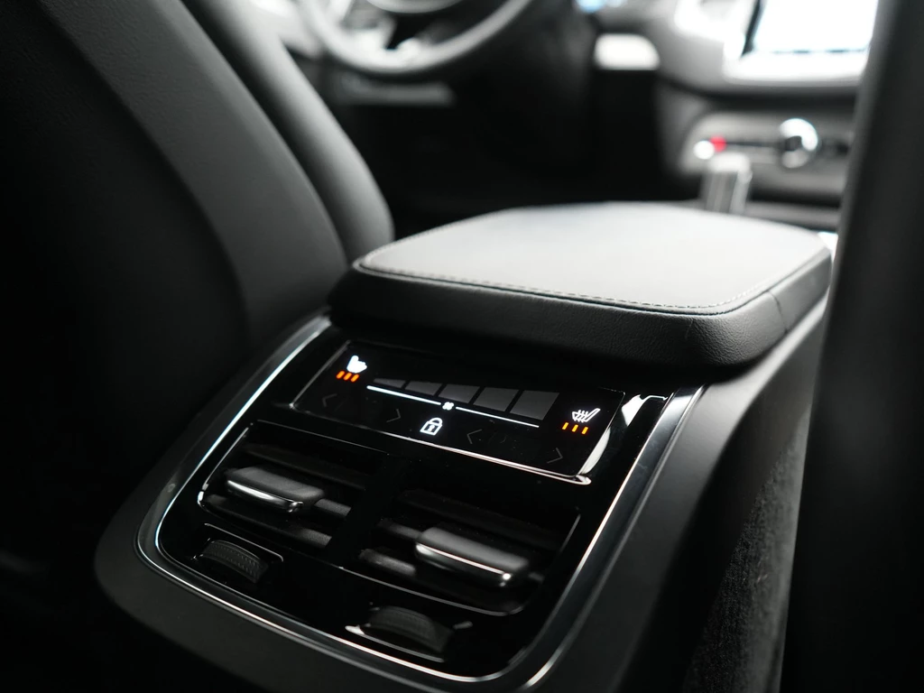 Volvo XC90 – foto 30
