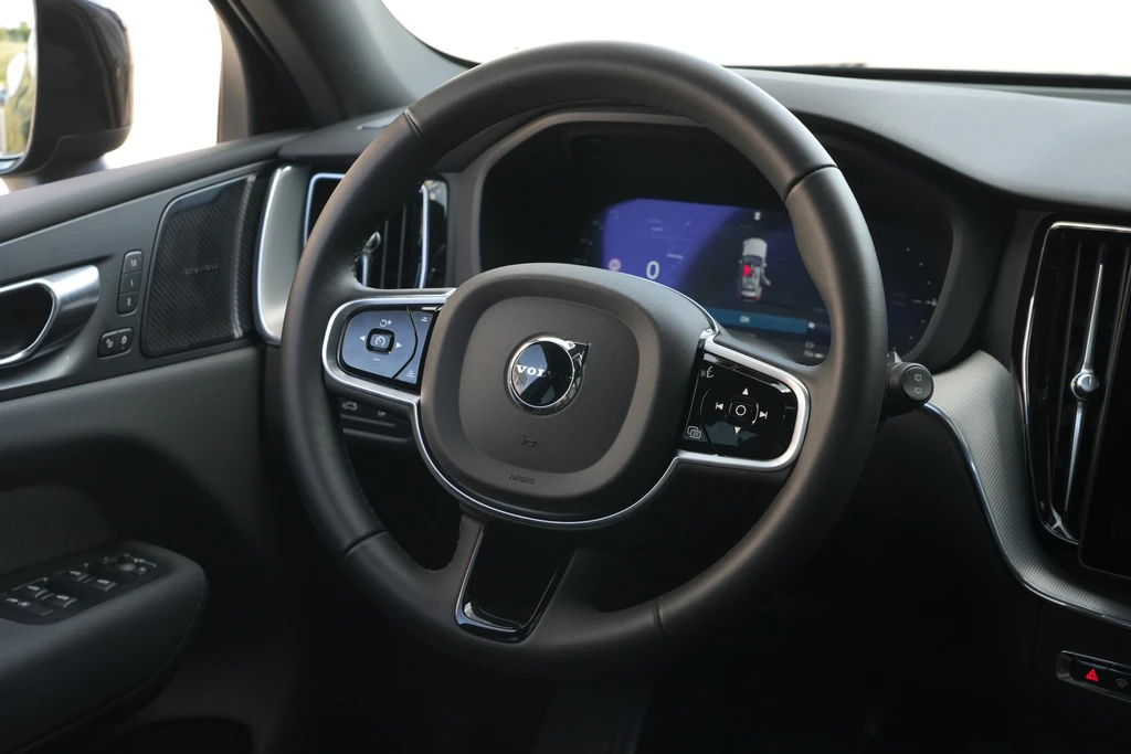 Volvo XC60 – foto 8