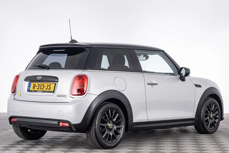 MINI 3-deurs – foto 4