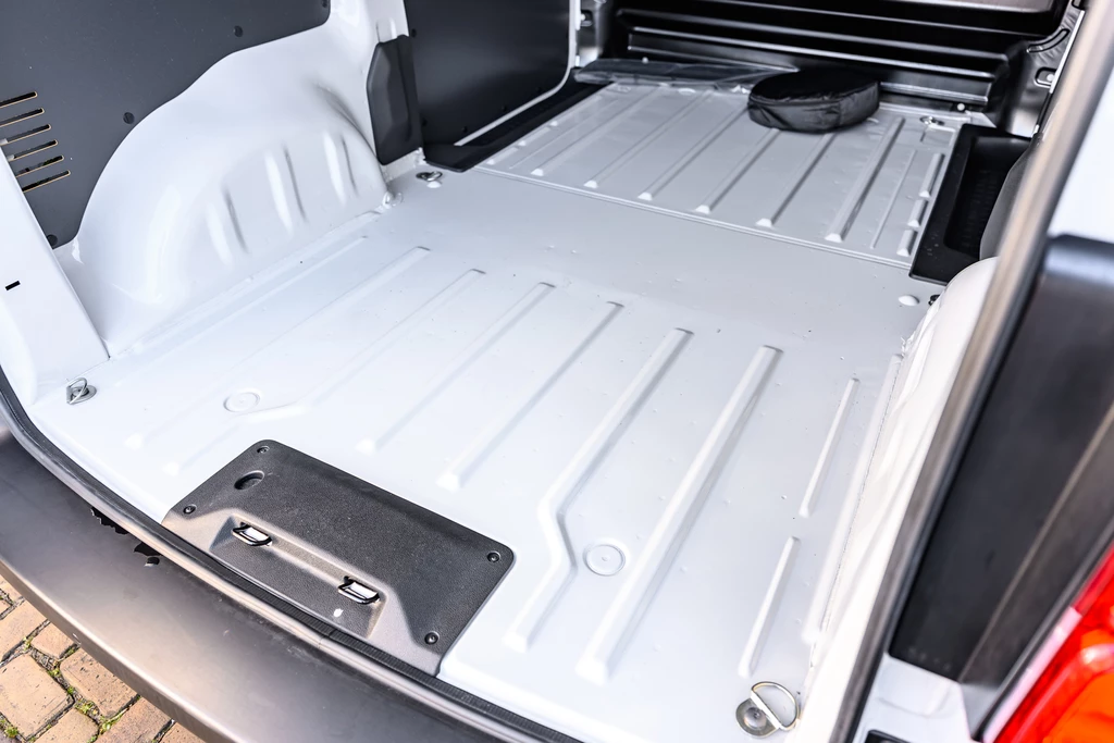 Peugeot e-Expert – foto 28