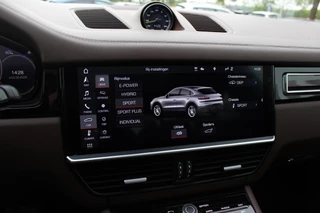 Porsche Cayenne – thumbnail 26