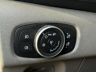 Ford Transit Custom – thumbnail 21