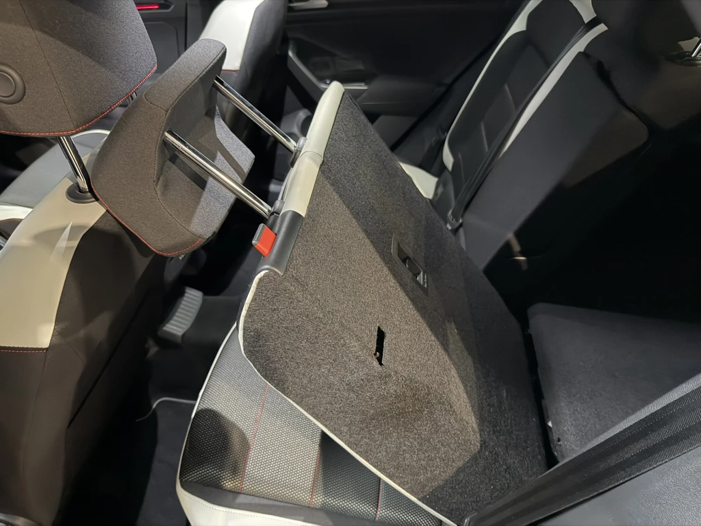 Volkswagen T-Roc – foto 31