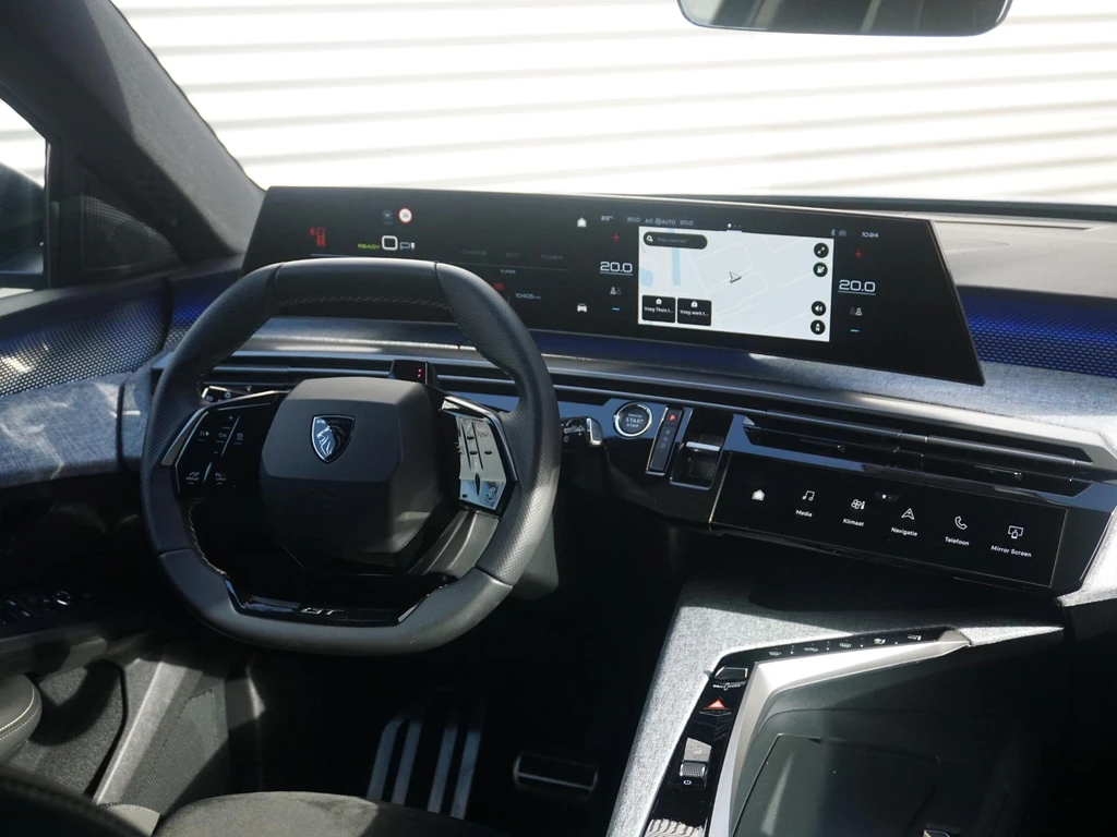 Peugeot e-5008 – foto 15