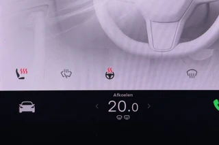 Tesla Model Y – thumbnail 29