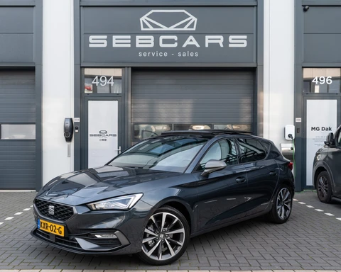 SEAT Leon 1.5 eTSI FR DSG PANODAK, CARPLAY, BEATS, ADAPT CRUISE, 18INCH
