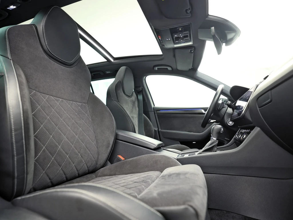 Škoda Superb – foto 8