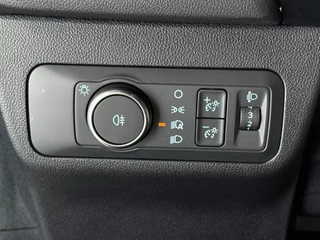 Ford Kuga – thumbnail 27
