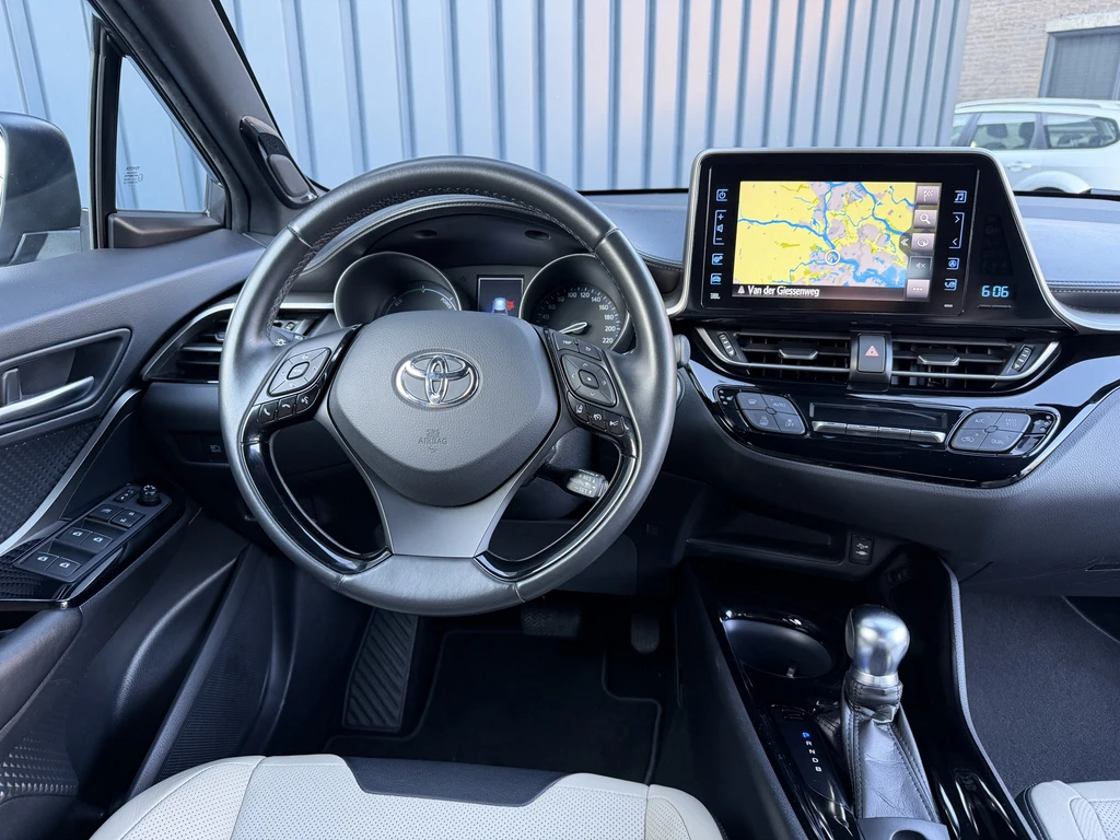 Toyota C-HR – foto 18