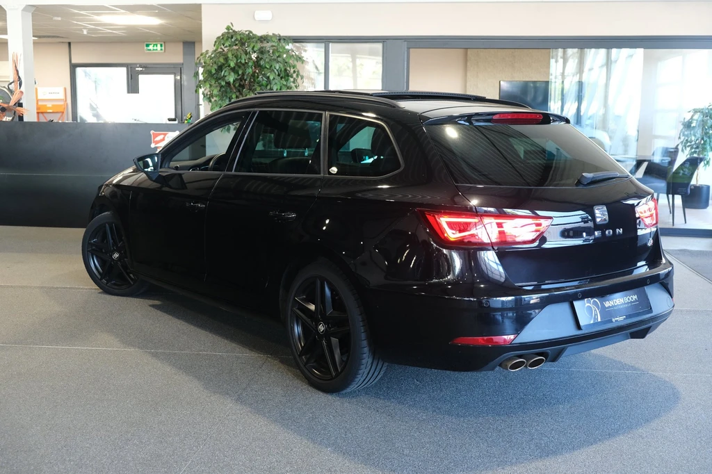 SEAT Leon – foto 5
