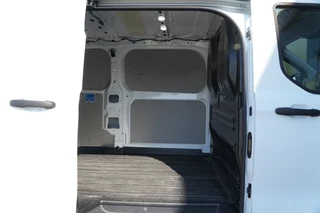 Ford Transit Custom – thumbnail 12