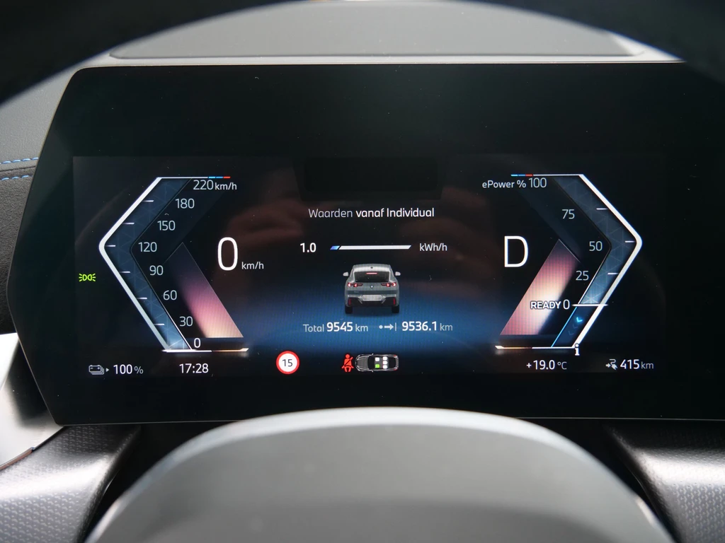 BMW iX2 – foto 17