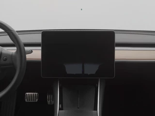 Tesla Model 3 – thumbnail 25