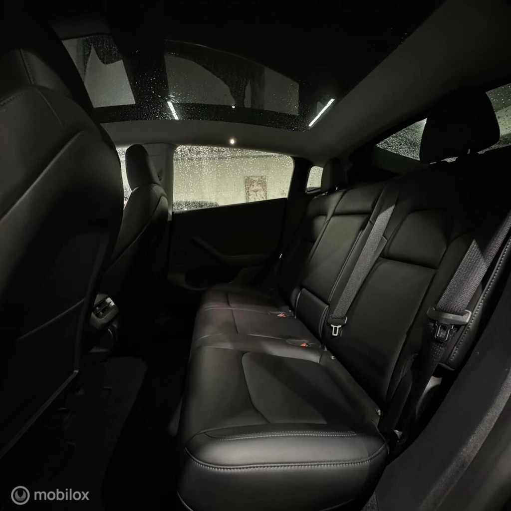Tesla Model Y – foto 12