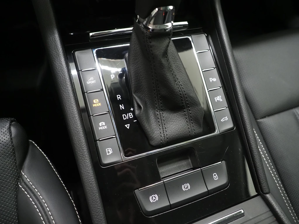 Škoda Superb – foto 37