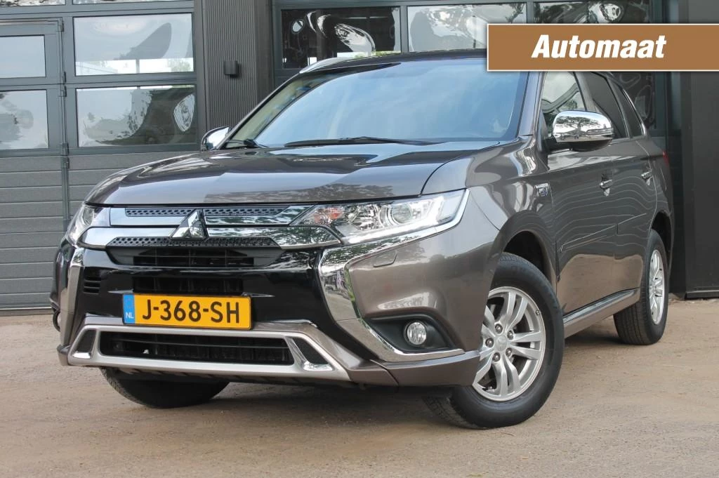 Mitsubishi Outlander – foto 1