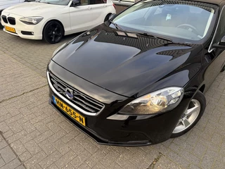 Volvo V40 – thumbnail 3