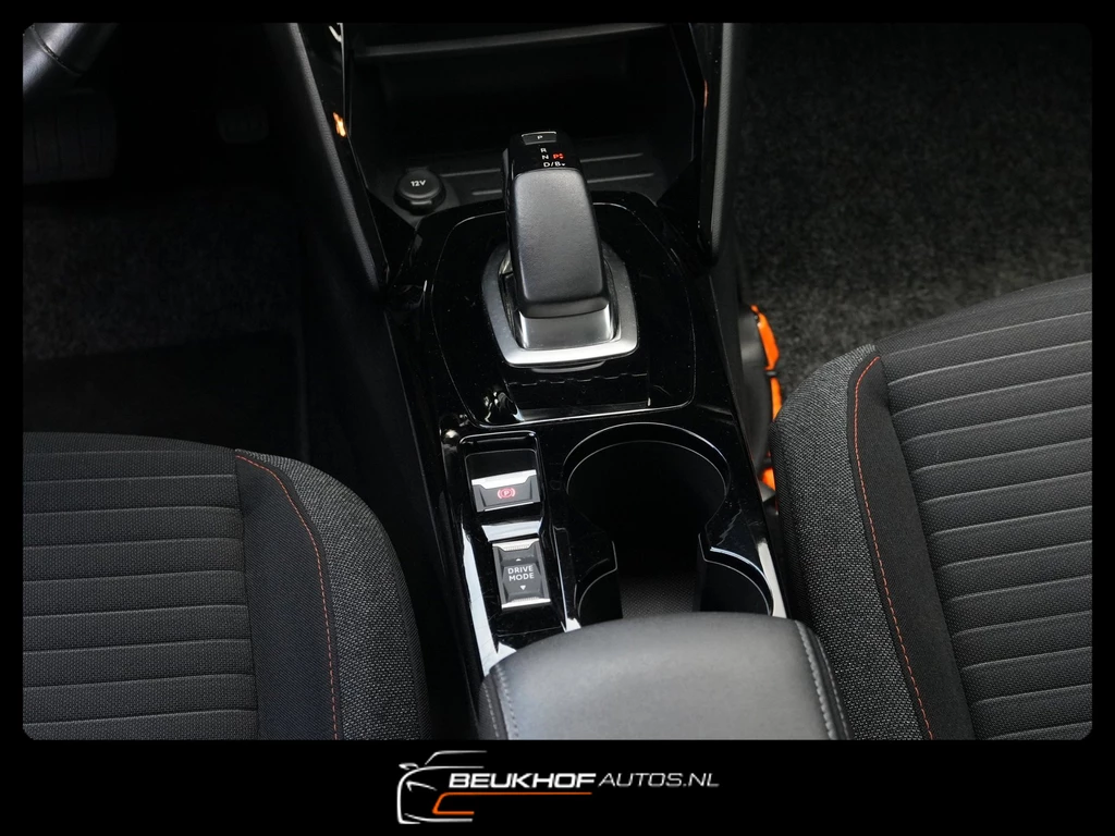 Peugeot e-208 – foto 12
