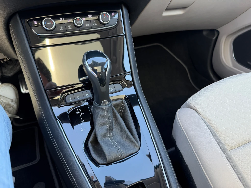 Opel Grandland X – foto 16