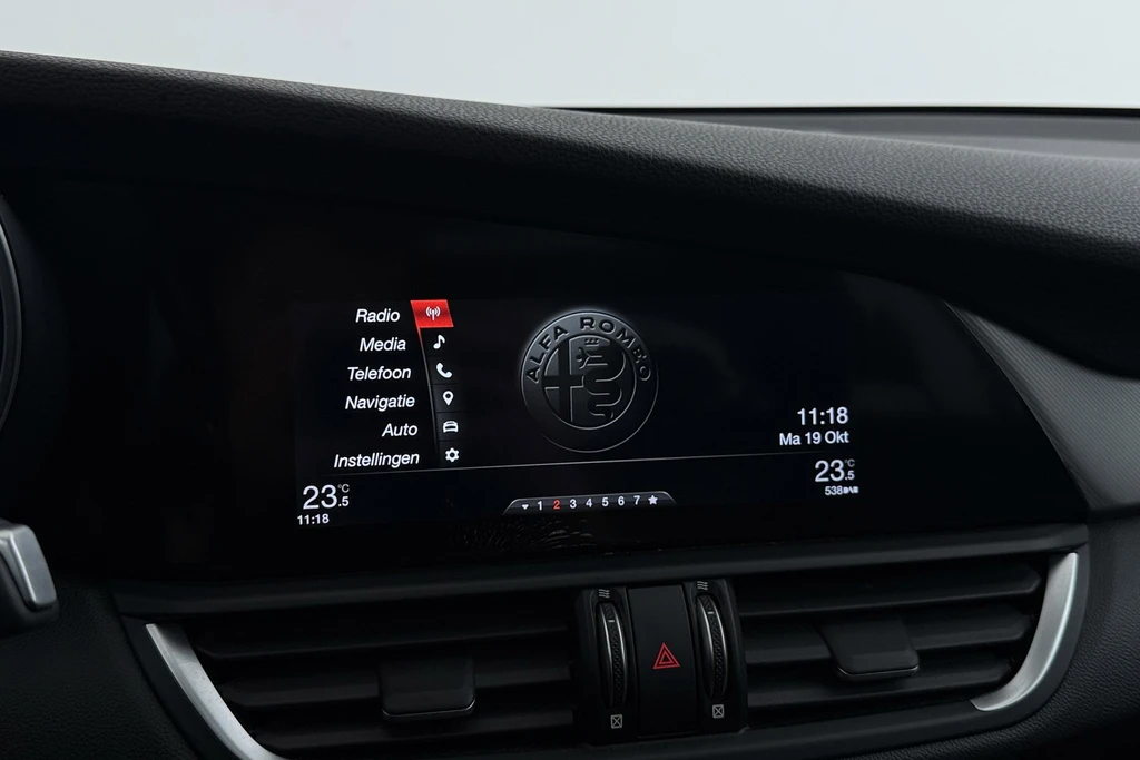 Alfa Romeo Giulia – foto 34