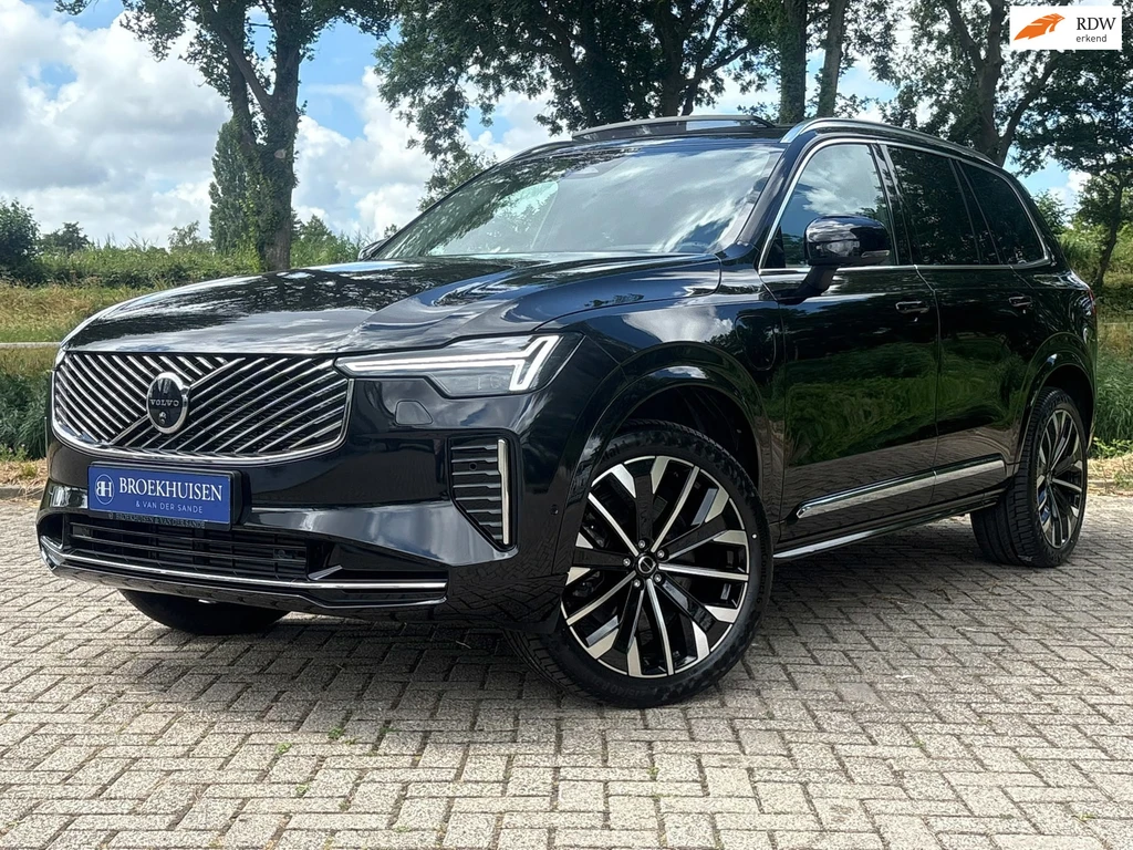 Volvo XC90 – foto 1