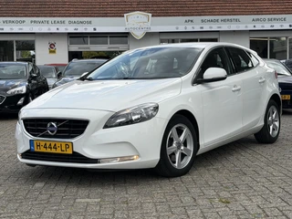 Volvo V40 – thumbnail 2
