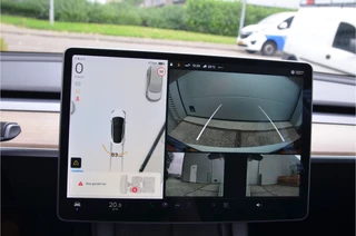 Tesla Model 3 – thumbnail 19