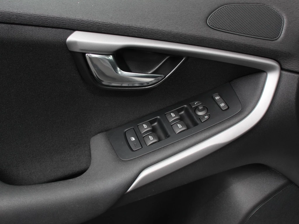 Volvo V40 – foto 13