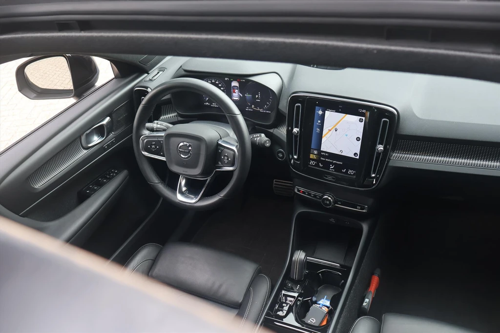 Volvo XC40 – foto 27
