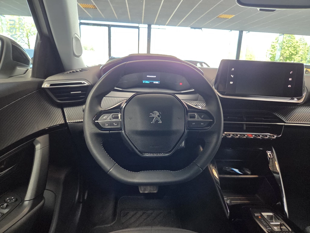 Peugeot e-2008 – foto 23