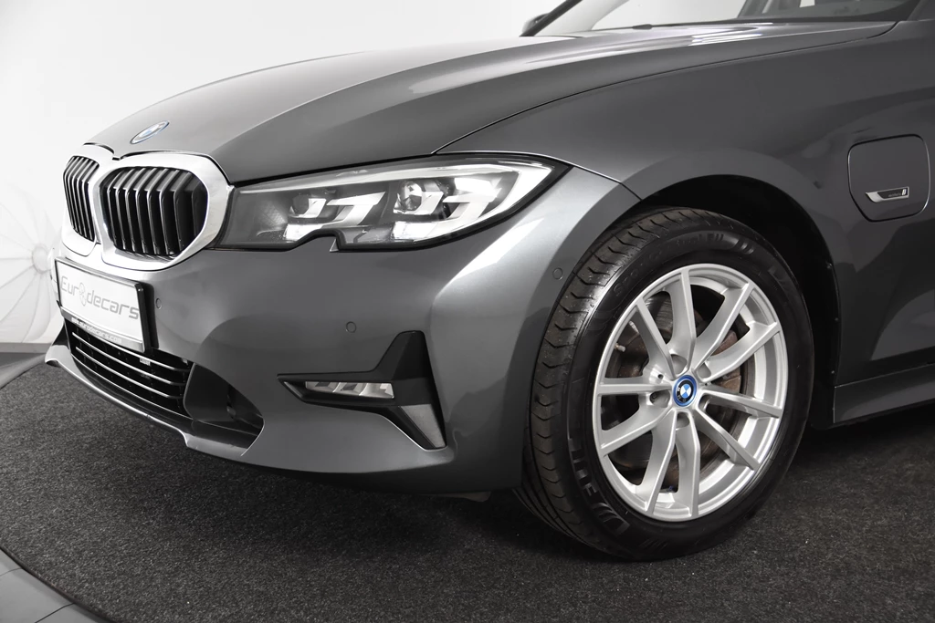 BMW 3 Serie – foto 30
