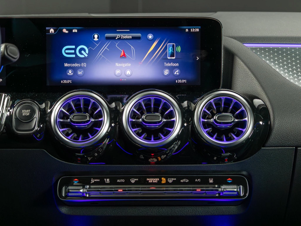 Mercedes-Benz EQA – foto 15