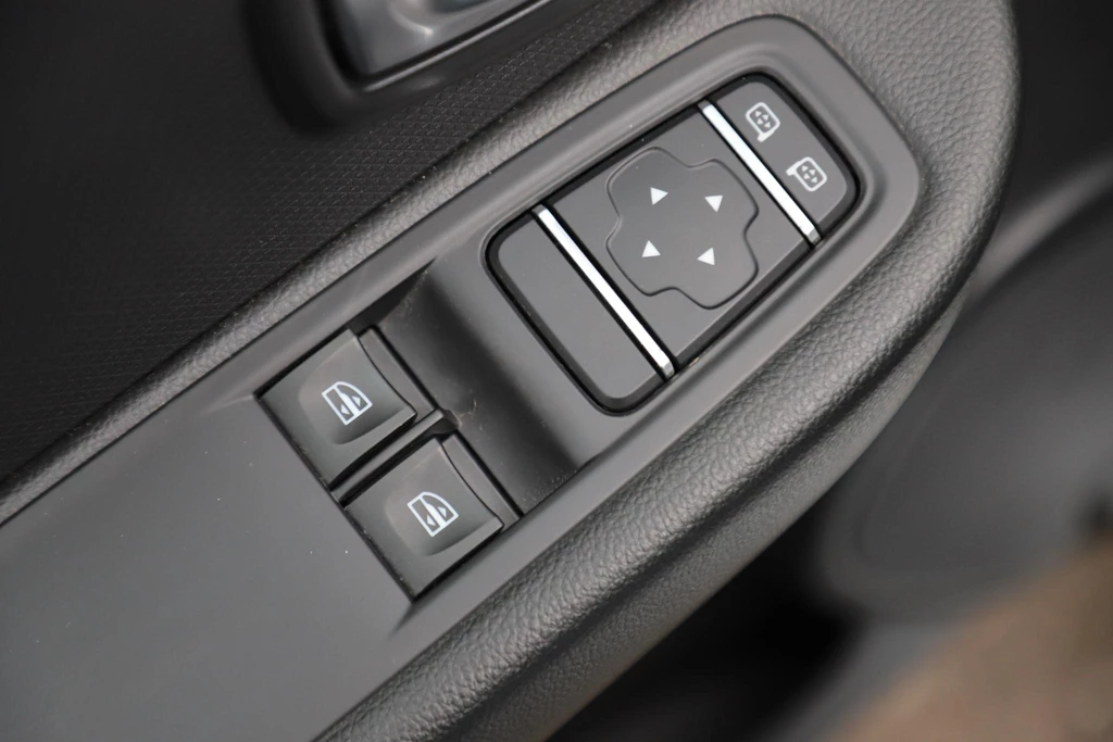 Renault Clio – foto 11