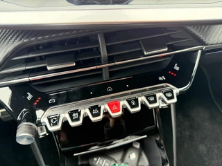 Peugeot 2008 – thumbnail 25