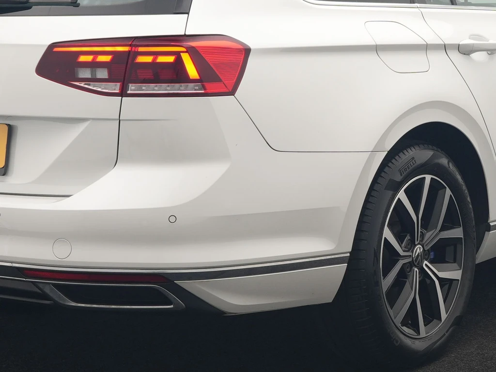 Volkswagen Passat – foto 17