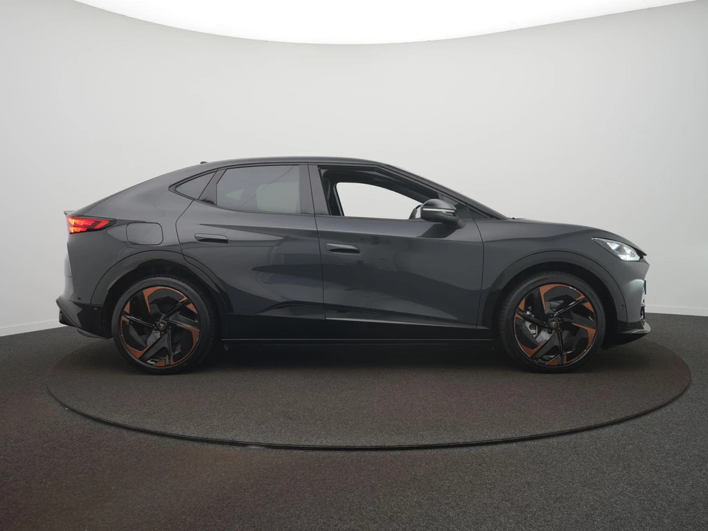 CUPRA Tavascan – foto 9
