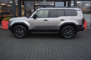 Toyota Land Cruiser – thumbnail 3
