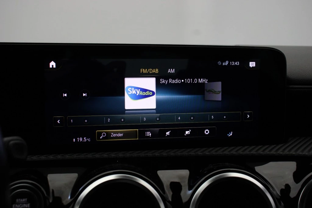 Mercedes-Benz CLA – foto 24