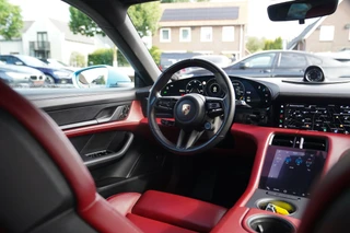 Porsche Taycan – thumbnail 31