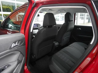 Peugeot 308 – thumbnail 8