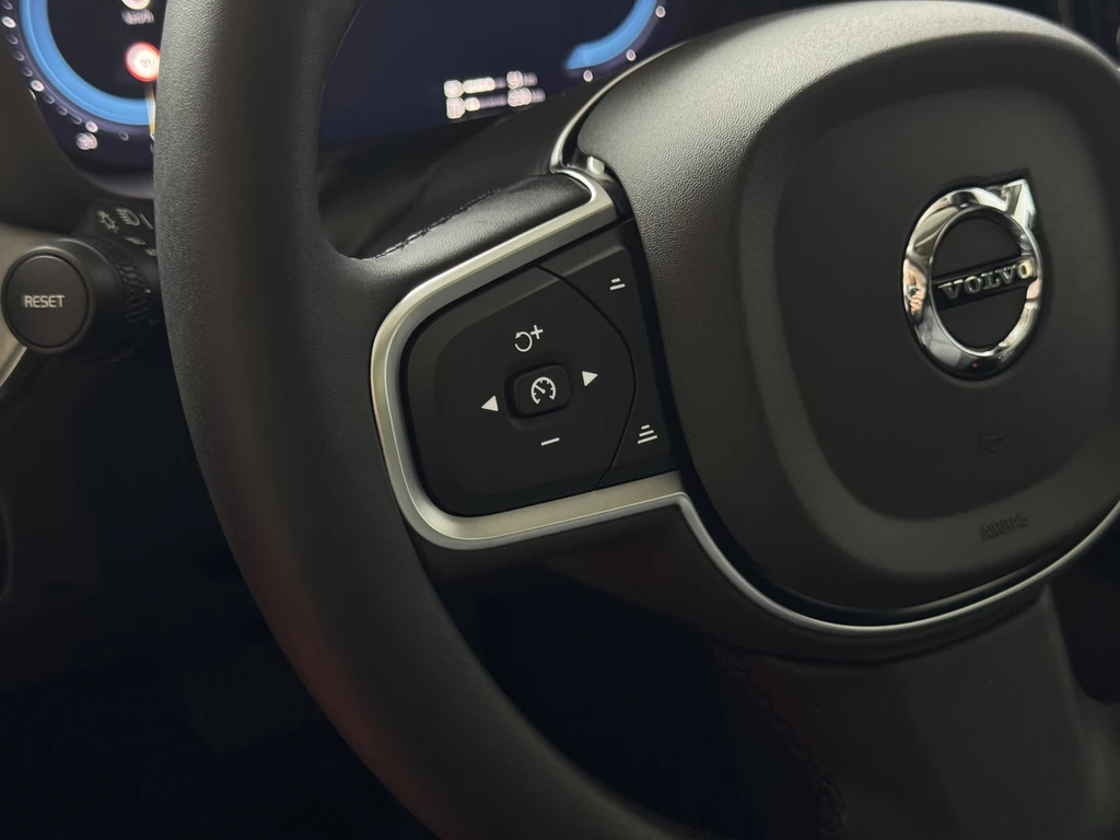 Volvo XC60 – foto 24