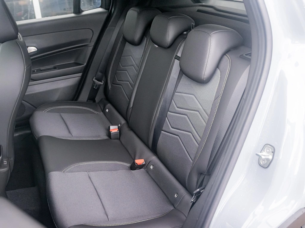 Jeep Avenger – foto 13