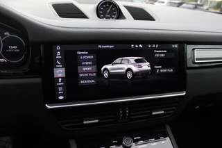 Porsche Cayenne – thumbnail 25