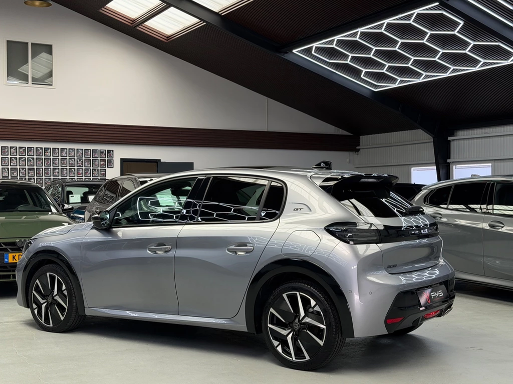 Peugeot 208 – foto 6