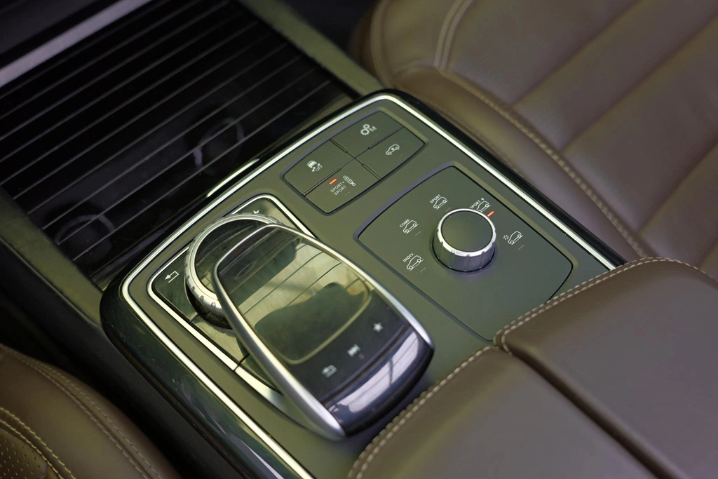 Mercedes-Benz GLE – foto 30